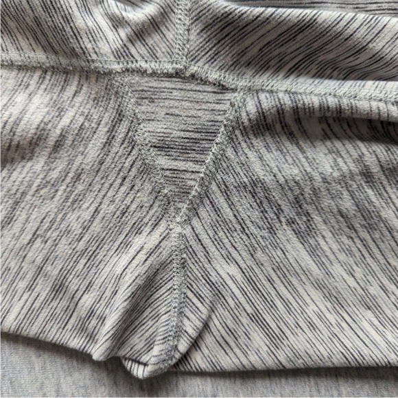 Lululemon Athletica Gray Leggings - Picture 7 of 8